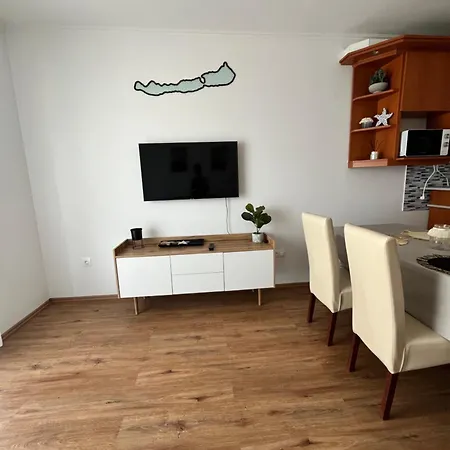 Black Balaton Apartment